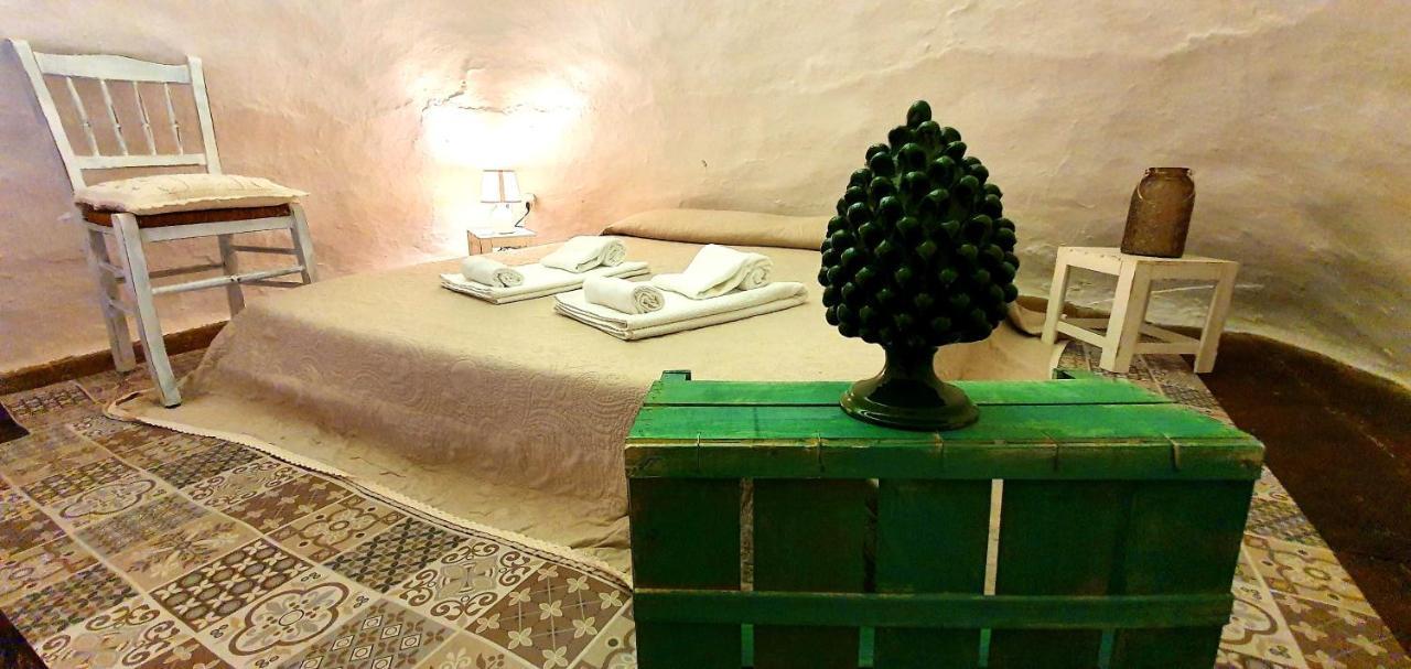 Trulli Antica Fonte Bed & Breakfast Alberobello Exterior photo